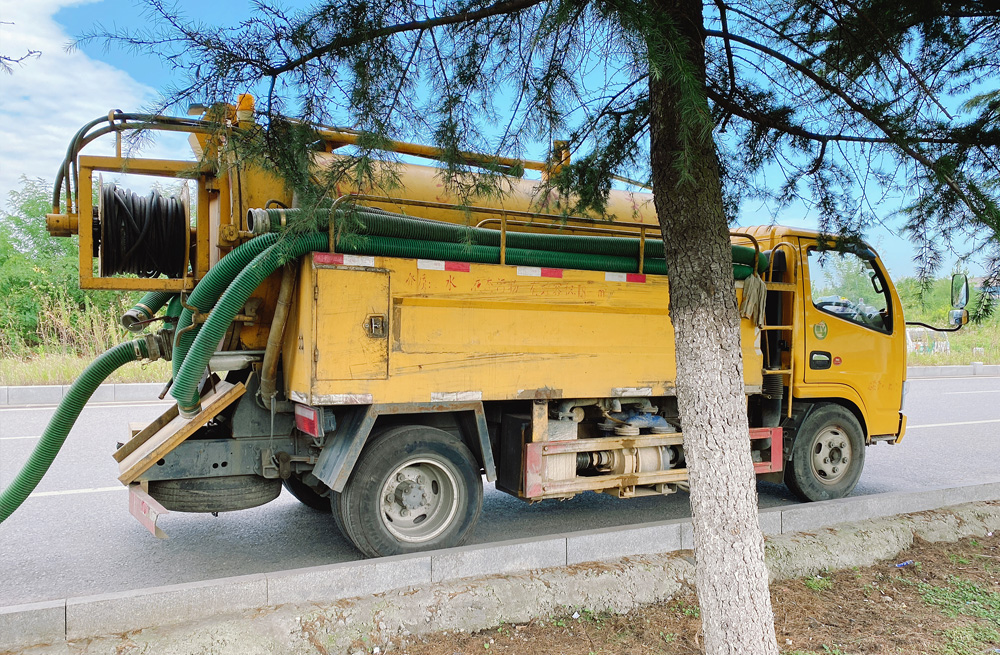 栖化新村清洗抽粪车