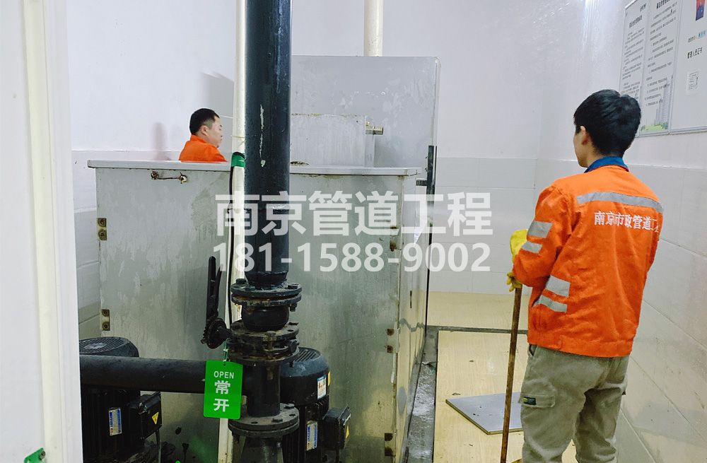 302栖化新村隔油设备清洗